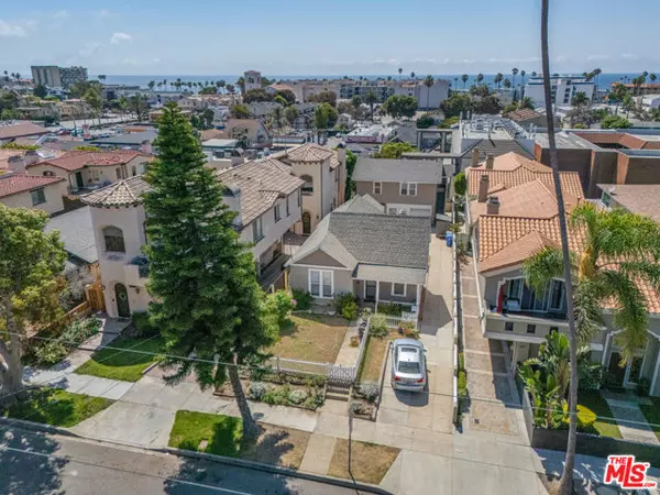 Redondo Beach, CA 90277,213 S Francisca Avenue