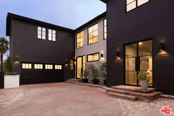 Beverly Hills, CA 90210,1937 N Beverly Drive