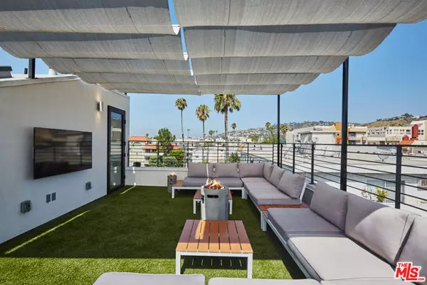 Los Angeles, CA 90046,1337 N Fuller Avenue