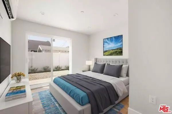 Los Angeles, CA 90037,716 W 41st Place