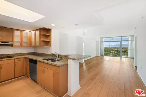 13700 Marina Pointe Drive #1411, Marina Del Rey, CA 90292