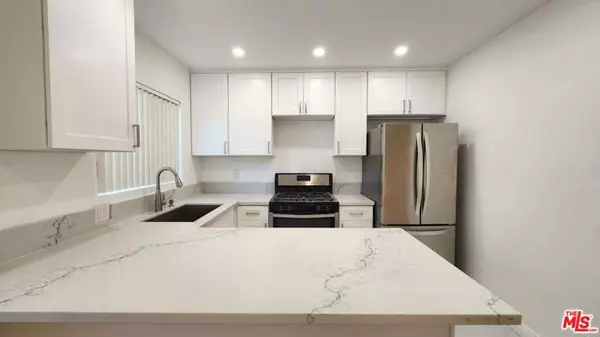 12942 Moorpark Street #1, Studio City (los Angeles), CA 91604
