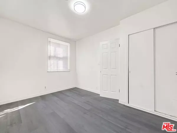 Los Angeles, CA 90019,1200 S Citrus Avenue