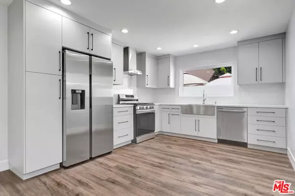 North Hollywood (los Angeles), CA 91601,11611 Burbank Boulevard #11615