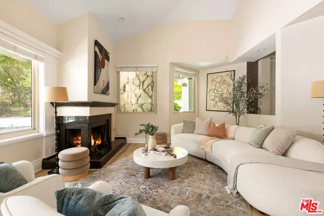 Westlake Village, CA 91362,1481 Kingston Circle