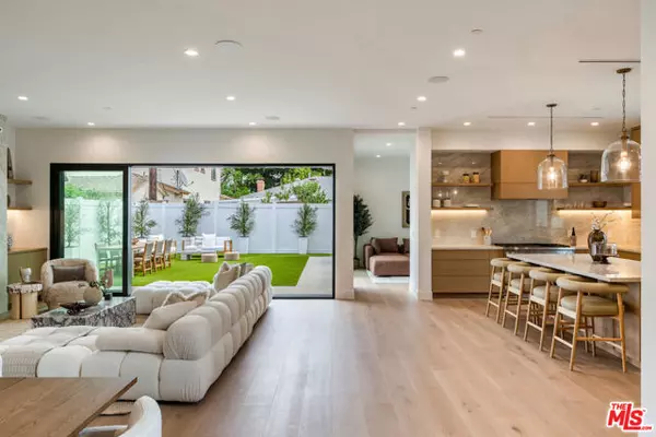 Los Angeles, CA 90066,3910 Mclaughlin Avenue