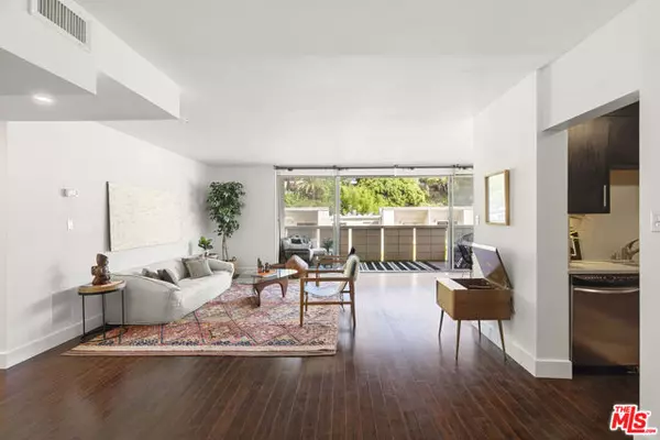 West Hollywood, CA 90069,8787 Shoreham Drive #703