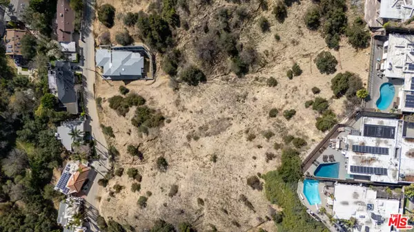 Sherman Oaks (los Angeles), CA 91423,3573 Camino De La Cumbre