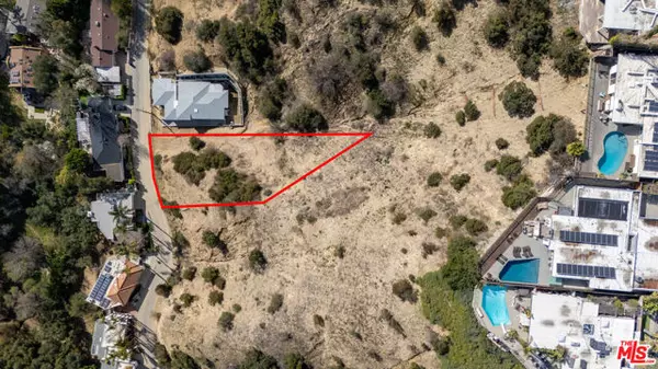 Sherman Oaks (los Angeles), CA 91423,3573 Camino De La Cumbre