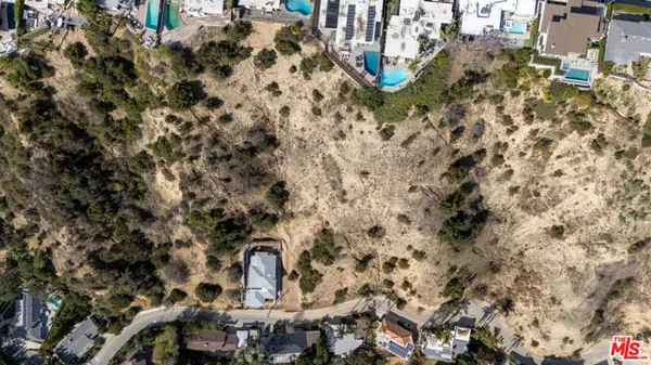 Sherman Oaks (los Angeles), CA 91423,3573 Camino De La Cumbre