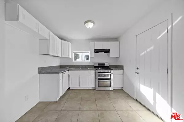 Desert Hot Springs, CA 92240,66124 Acoma Avenue #C