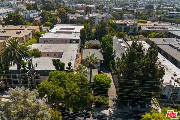 West Hollywood, CA 90069,948 Palm Avenue