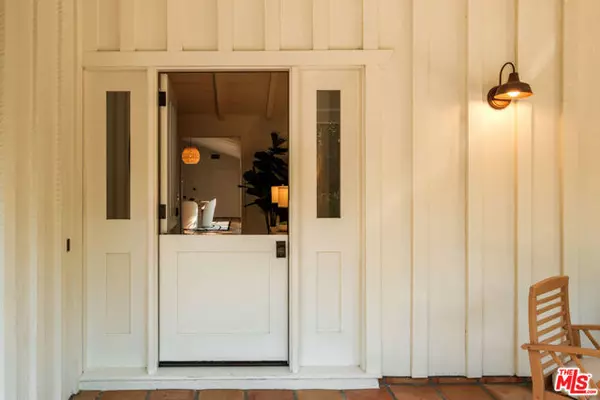 Los Angeles, CA 90049,1784 Old Ranch Road