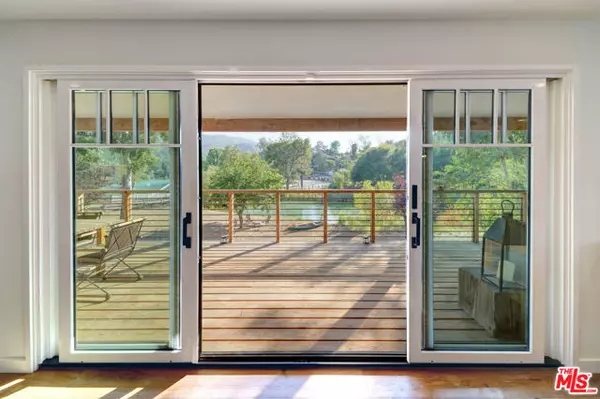 2310 Laguna Circle Drive, Agoura Hills, CA 91301