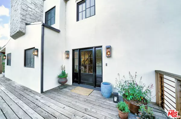 Agoura Hills, CA 91301,2310 Laguna Circle Drive