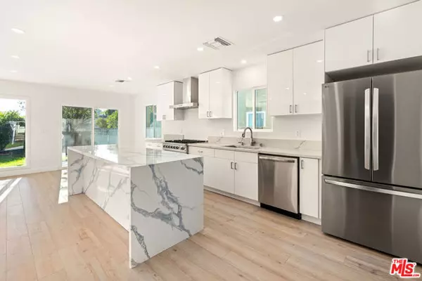 Sherman Oaks, CA 91411,5822 Saloma Avenue