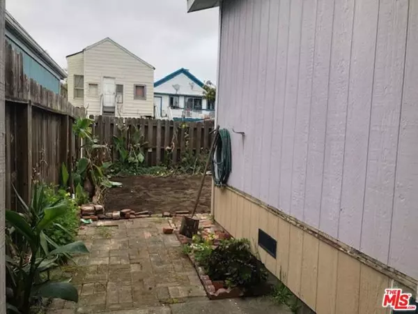 Oakland, CA 94607,355 Center Street