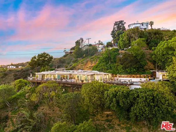 8494 Cole Crest Drive, Los Angeles, CA 90046