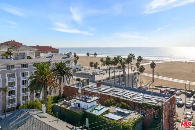 7 Vicente Terrace, Santa Monica, CA 90401