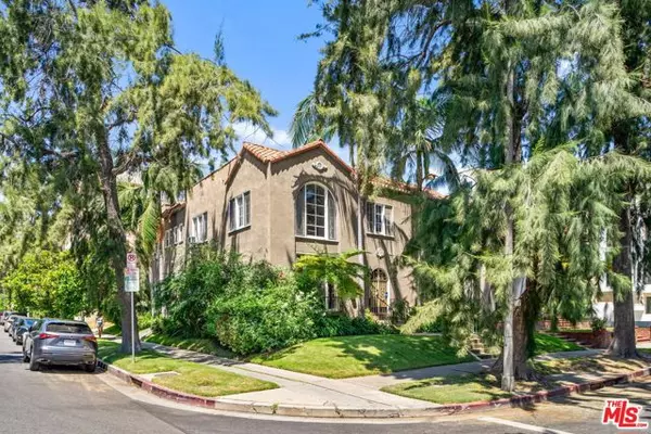 Los Angeles, CA 90048,101 N Clark #103