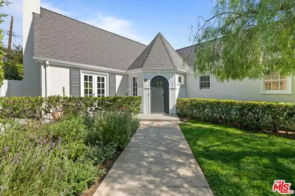234 N Ridgewood Place, Los Angeles, CA 90004