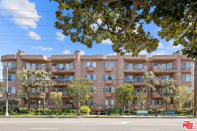 4310 Cahuenga Boulevard #203, Toluca Lake (los Angeles), CA 91602
