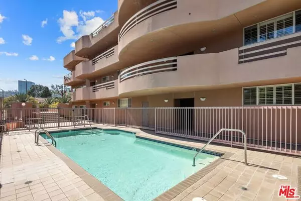 Toluca Lake (los Angeles), CA 91602,4310 Cahuenga Boulevard #203