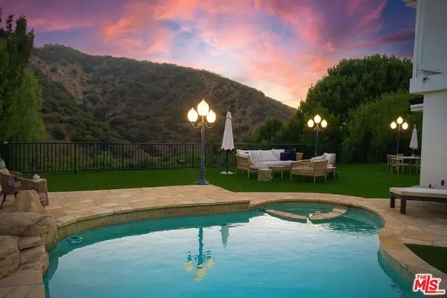 16979 Encino Hills Drive, Encino (los Angeles), CA 91436