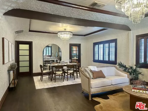 Los Angeles, CA 90036,636 N Curson Avenue