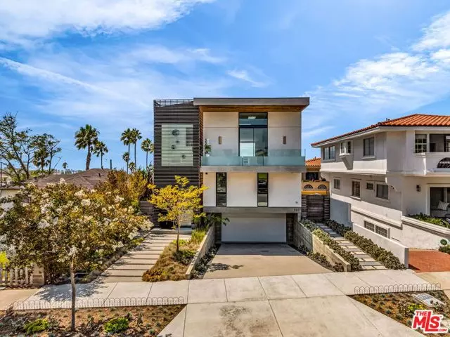 703 N Lucia Avenue, Redondo Beach, CA 90277