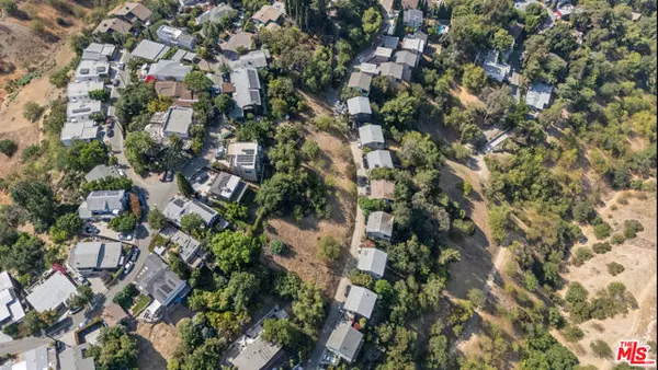 Los Angeles, CA 90065,2520 Hines Drive