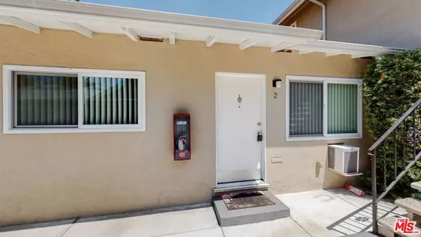 Pasadena, CA 91106,40 S MERIDITH Avenue #2