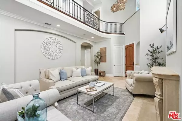 3200 Elm Avenue, Manhattan Beach, CA 90266