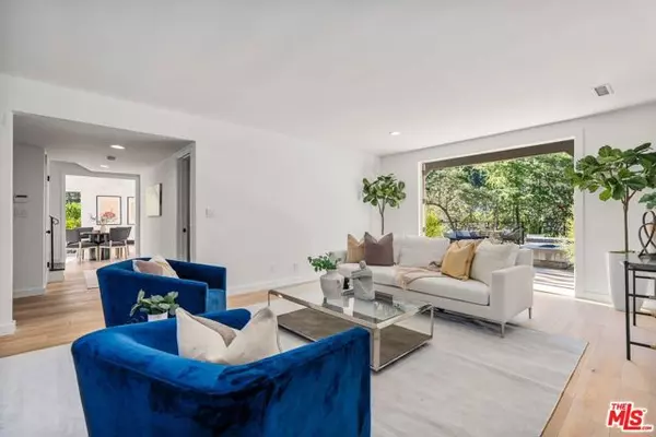 Los Angeles, CA 90046,7560 Devista Drive