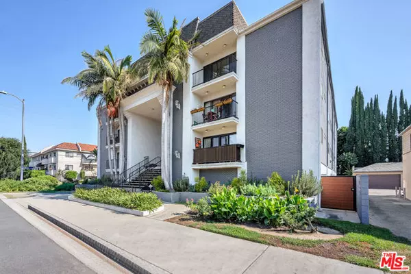 14804 Magnolia Boulevard #12, Sherman Oaks, CA 91403