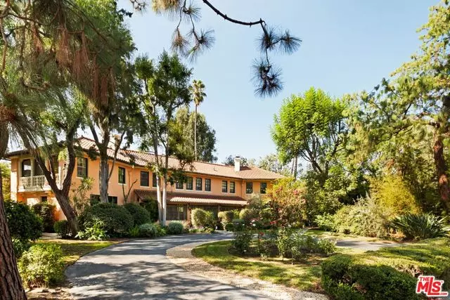 1205 Arden Road, Pasadena, CA 91106