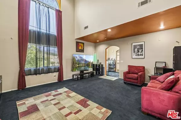 21683 Wo He Lo Trail, Chatsworth (los Angeles), CA 91311