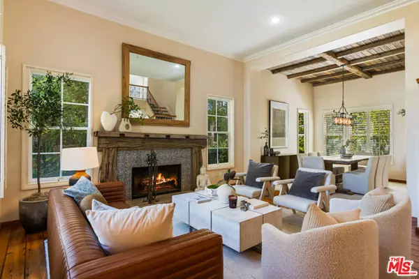 Woodland Hills (los Angeles), CA 91367,5985 Vista De La Luz