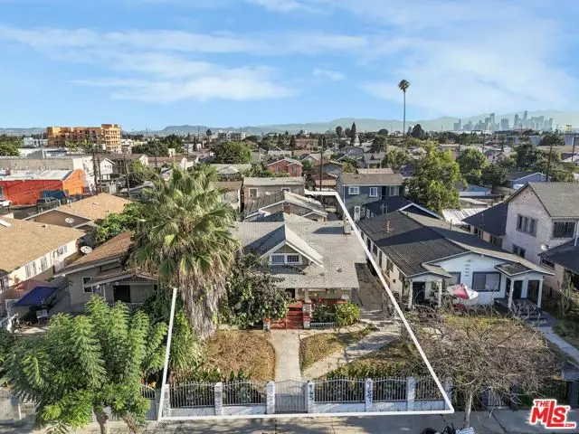 Los Angeles, CA 90037,967 W 47th Street