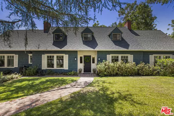 2555 N Altadena Drive, Altadena, CA 91001