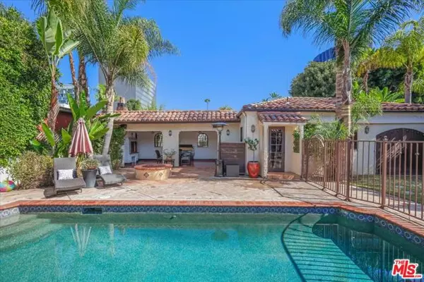 6119 Del Valle Drive, Los Angeles, CA 90048