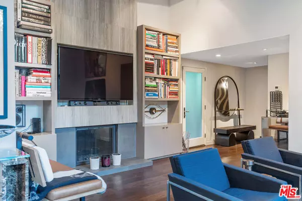 Los Angeles, CA 90046,8581 Appian Way