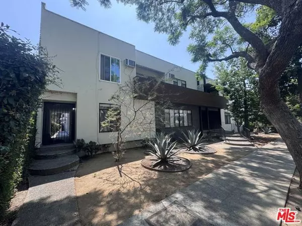 West Hollywood, CA 90046,8220 Norton Avenue