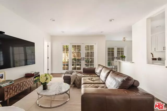 1010 Palm Avenue #106, West Hollywood, CA 90069