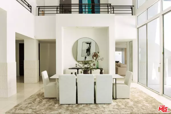 Laguna Beach, CA 92651,140 Irvine Cove Circle