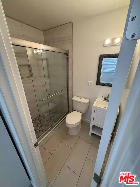 Los Angeles, CA 90007,Address not disclosed