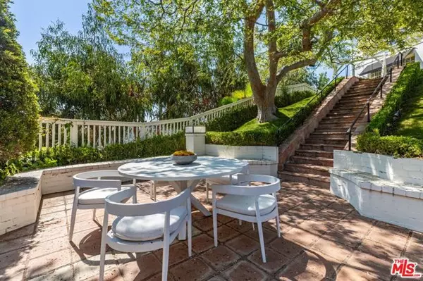 1600 Summitridge Drive, Beverly Hills, CA 90210