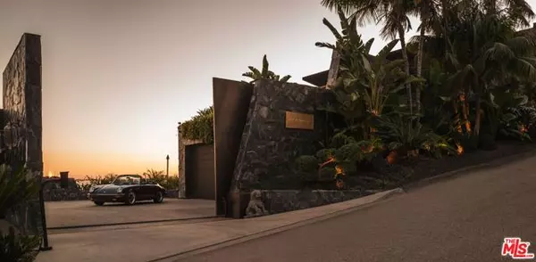 Los Angeles, CA 90046,1851 N Stanley Avenue