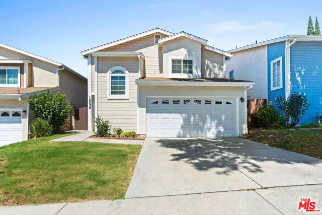 Pacoima (los Angeles), CA 91331,12339 Carl Street