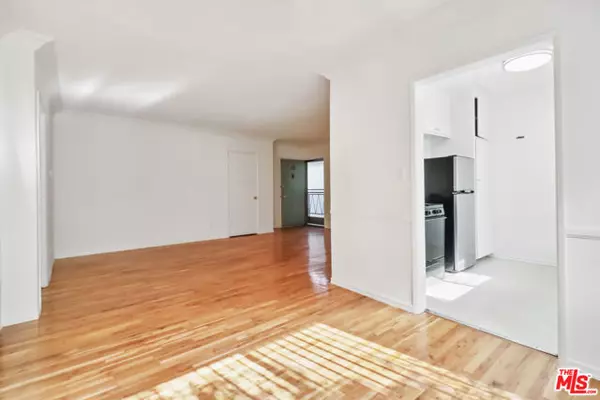 1411 N Farifax Avenue #22, West Hollywood, CA 90046